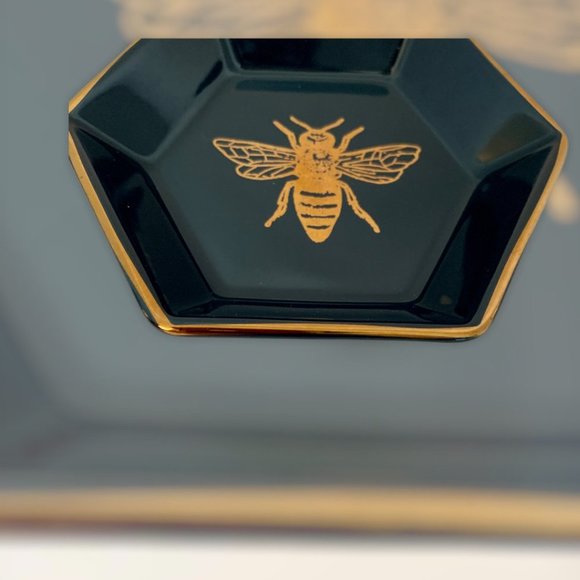 Jewelry Holder in Bee Design - Picture 2 of 6